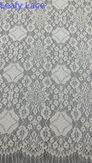 葉っぱ刺身 蕾の織物 優雅な白色 ファッションショー用のドレス
