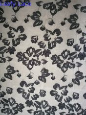 黒く敏感な束ねられた3D花のレースの生地は花嫁の生地を刺繍した