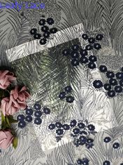 花の刺繍のかぎ針編みのレースの生地60ヤードの海軍3D