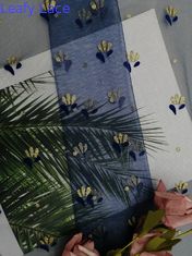 ロイヤル ブルーの金属群がらせたレースのきらめきのテュルの網は印刷された生地を失敗させる