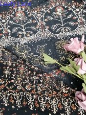 デジタル印刷は生地によって印刷されたレースの生地の花の印刷された生地を編んだ