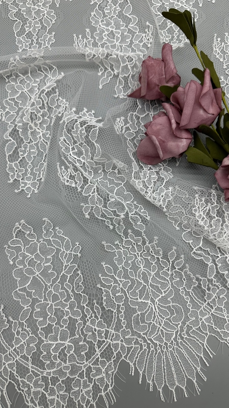 Spring And Summer Season 100% Nylon French Chantilly Thread Lace With Floral Design Soft Hand-Feel White Color For Fashion Dress