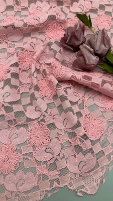 葉のピンク プレッド 刺身 耐久的でエレガント 贅沢な ニット 刺身 織物 蕾丝 織物 結婚式 誕生日 祝日 シーキン プレッド 珠状 織物
