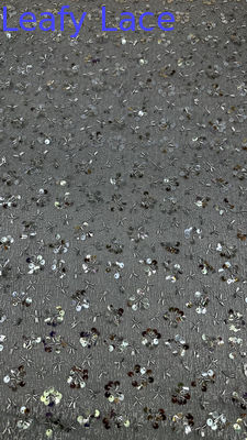 刺身の葉の金属花色の蕾の布 服飾用 結婚服 輝く布