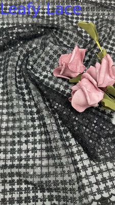 ブラック スパンコール 刺繍 メッシュ グラウンド 豪華で大胆な生地、目を引くイブニングドレスやガラドレスに