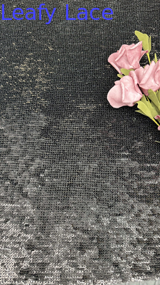 目を引くイブニングドレスとガラドレス用スパンコール刺繍生地
