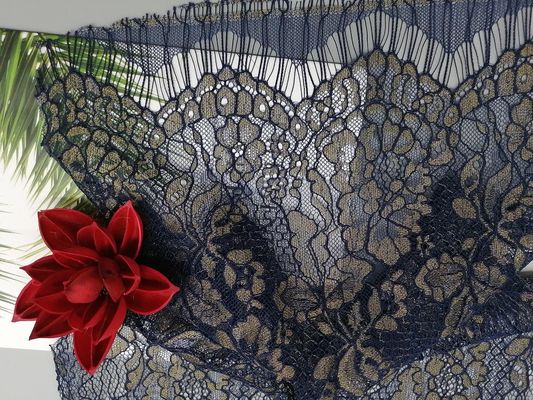 まつげの女性のためのDress Garment金属Lurexの帆立貝の端のレースの生地