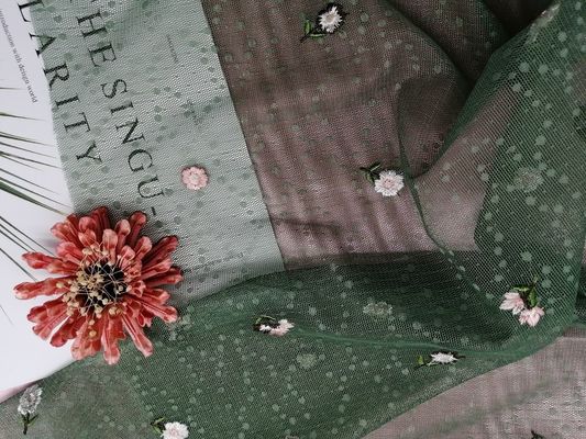49インチのアゾ花の刺繍されたテュルの生地は放す
