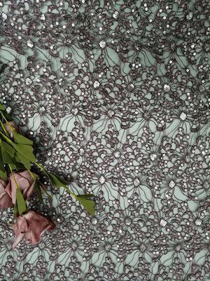 金属きらめきのレースのスパンコールの刺繍された生地の化学薬品