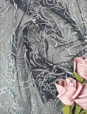 点テュルはポリエステル レースの生地をひもで締める結婚のベールのためのトリムを刺繍した