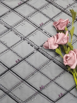 レーザーは葉が多く白いレースの印刷物の綿織物125cm広い刺繍されたアイレットを切った