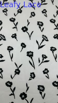 スイートカラー伝統的なバラの群がったメッシュレース、エレガントなガウン向けにカスタマイズ