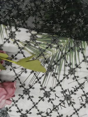 ODMテュルの網のスパンコールは寝具の記事のための生地を刺繍した