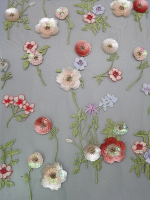 3D多彩なスパンコールは花のSeuqinがレースの生地に玉を付けた生地を刺繍した